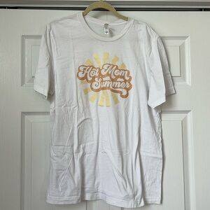 Hot Mom Summer‎ T-shirt